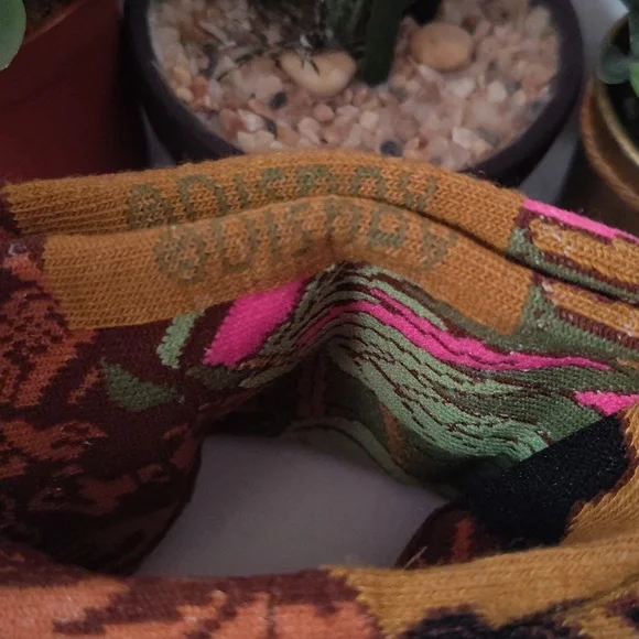 Disney Maui From Moana Crew Socks - Picture 4 of 6